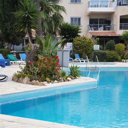 Rachel Suite By The Pool Paphos 外观 照片