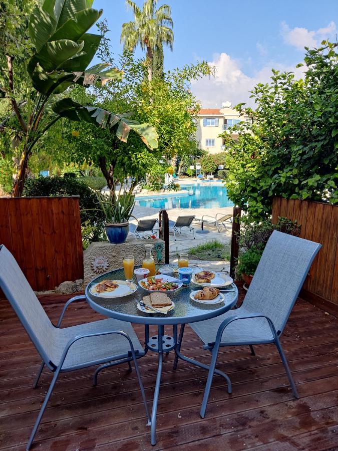 Rachel Suite By The Pool Paphos 外观 照片