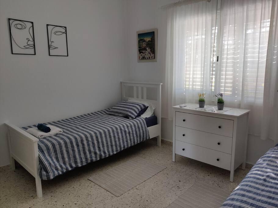 Rachel Suite By The Pool Paphos 外观 照片
