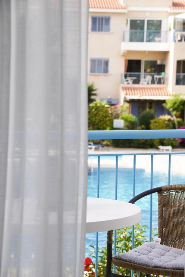 Rachel Suite By The Pool Paphos 外观 照片
