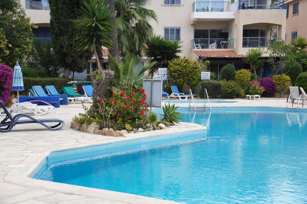 Rachel Suite By The Pool Paphos 外观 照片